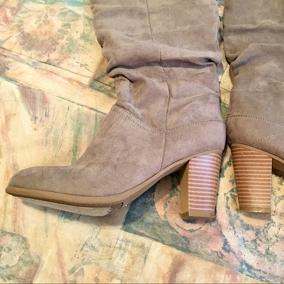 🌺Rue21 Taupe Suede Scrunch Boot (6/7)🌺 - Picture 7 of 14